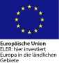 Über dem deutschen Text ist die Flagge der Europäischen Union zu sehen: „Europäische Union ELER: hier investiert Europa in die ländlichen Gebiete“, was „ELER der Europäischen Union: Europa investiert in ländliche Gebiete“ bedeutet.